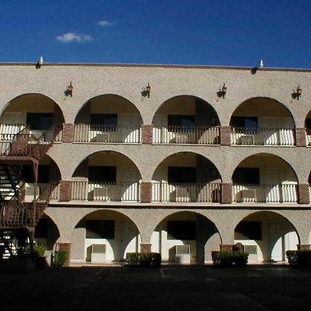 Отель Plaza Consulado Сьюдад-Хуарес Экстерьер фото